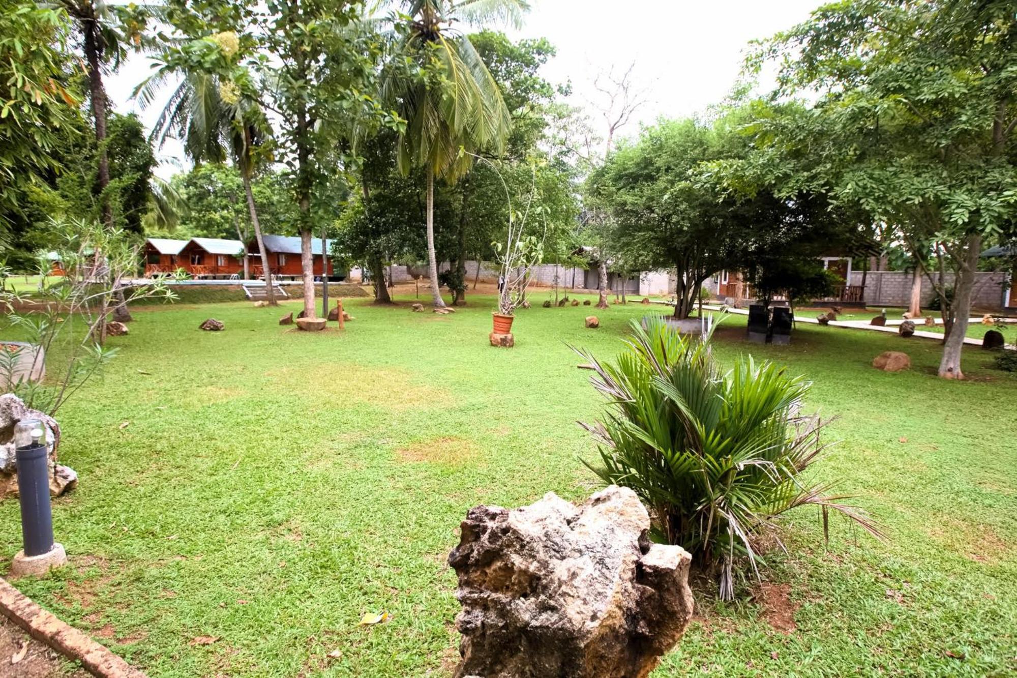 The Mastodon Valley Safari Resort Udawalawe Exteriér fotografie